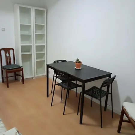 Apartamento En Calle Garci Nuno De 3 Dormitorios Madrid Exterior photo