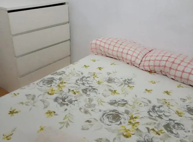 Apartamento En Calle Garci Nuno De 3 Dormitorios